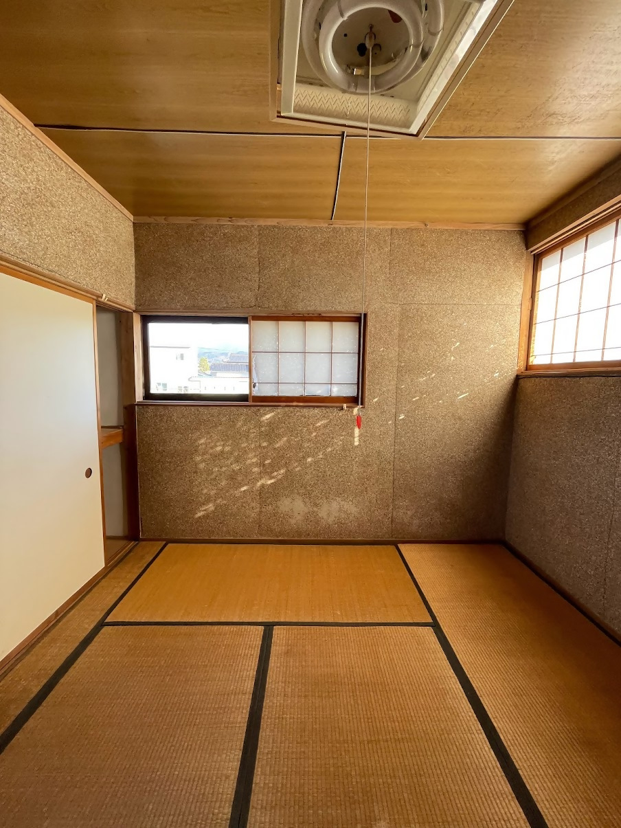 detached 郷柿沢